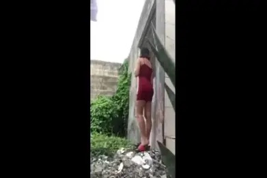 Godain Tetangga Berujung Ewean Belakang Rumah