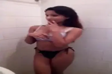 Video Model Indo Hot Telanjang